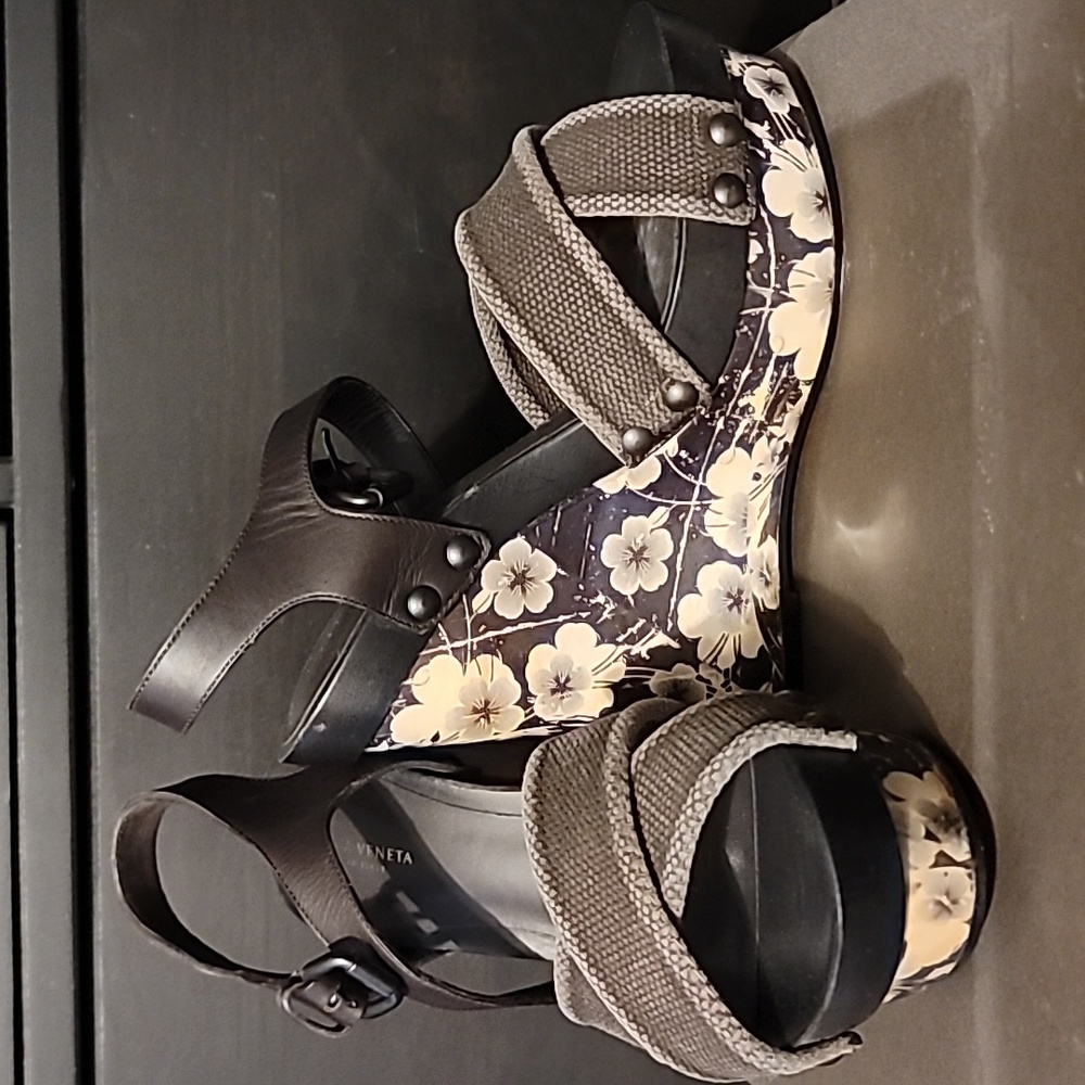 Bottega Veneta Floral Wedge High Heel Sandal 36.5